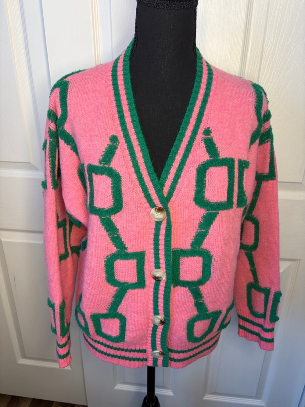 Miracle Geometric Button-Up V-Neck Cardigan size small/medium